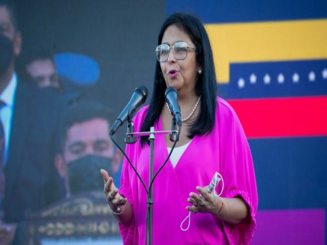 Ditadura venezuelana comemora retirada parcial de sanções pelos EUA
