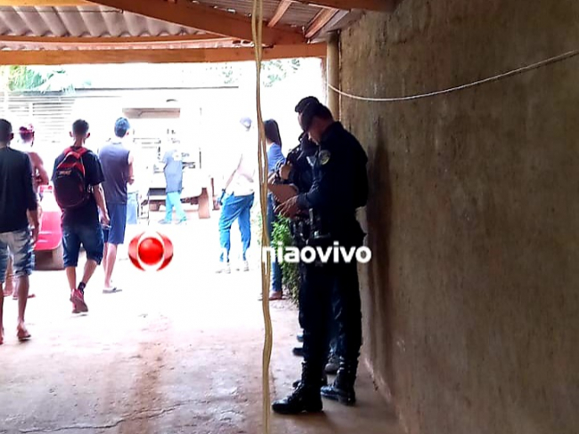 TRISTEZA: Polícia é acionada após jovem ser achado morto na varanda de residência   Rondoniaovivo.com