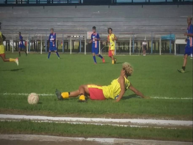 ELAS: Barcelona feminino é goleado em amistoso contra o sub 17 do Vilhenese   Rondoniaovivo.com