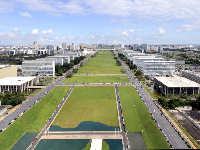 FEDERAIS: Governo desiste de reajuste para servidores e bloqueia R$ 6,9 bi do orçamento   Rondoniaovivo.com