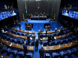 Indefinições sobre texto faz Senado adiar votação da PEC das Bondades