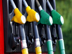 Litro da gasolina sobe 10% no primeiro semestre e chega a R$ 7,56