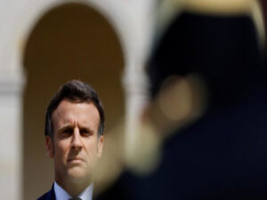 Macron luta contra maioria relativa na Assembleia Nacional