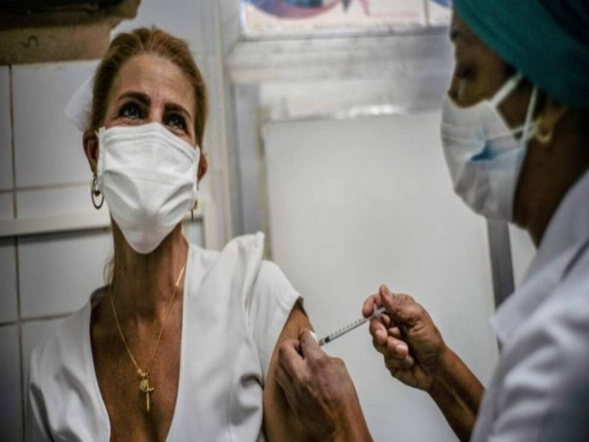 Mais de 500 mil vacinados contra Covid no Brasil deixam de tomar a 2º dose