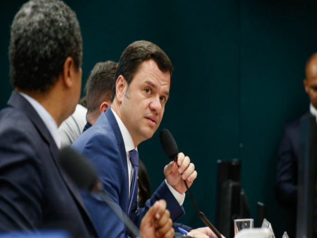 Ministro nega desmonte dos órgãos de fiscalização na Amazônia