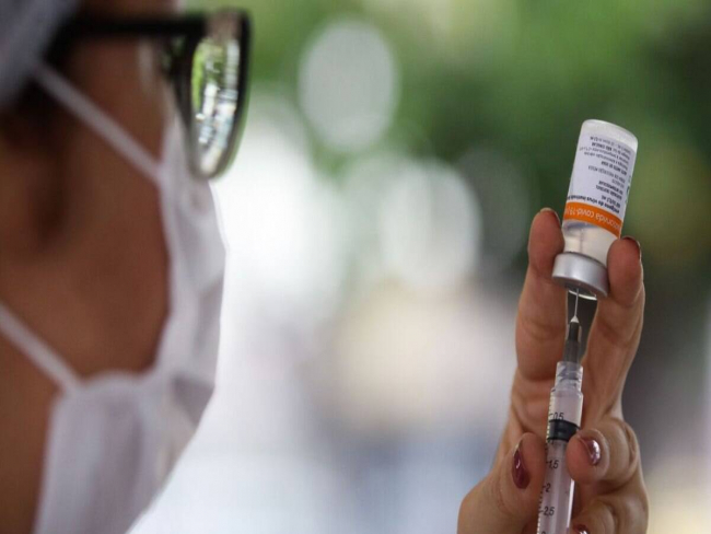 OMS pede que Brasil apoie suspensão de patentes de vacinas contra Covid 19