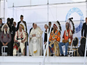 Francisco pede desculpas a indígenas canadenses por internatos de “assimilação”