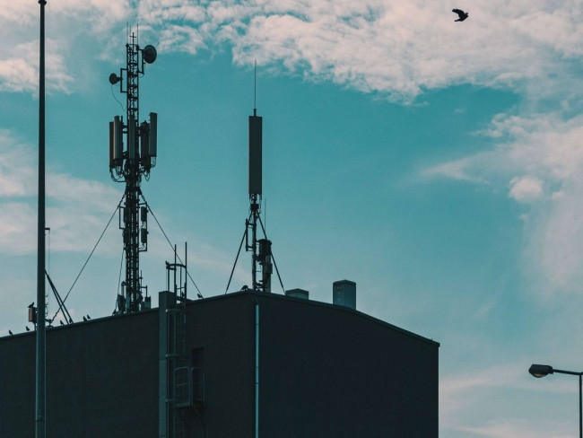 5G demanda mais antenas e vai reorganizar cidades, diz especialista