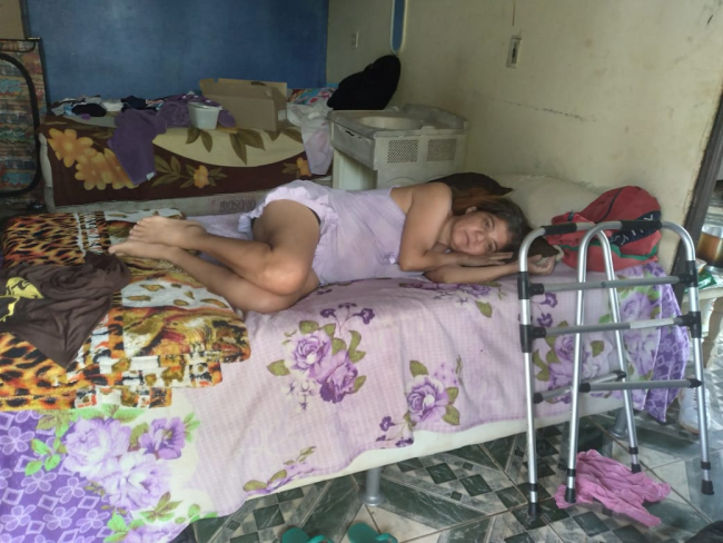AGONIA SEM FIM: Após longa internação, mulher pede ajuda para tratar inflamação no intestino   Rondoniaovivo.com