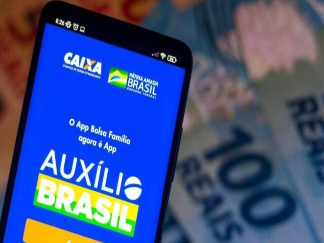Auxílio Brasil: veja quem recebe o benefício nesta quarta feira