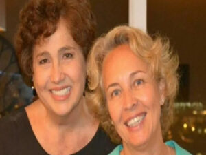Cláudia Jimenez e ex esposa moravam juntas mesmo após separação