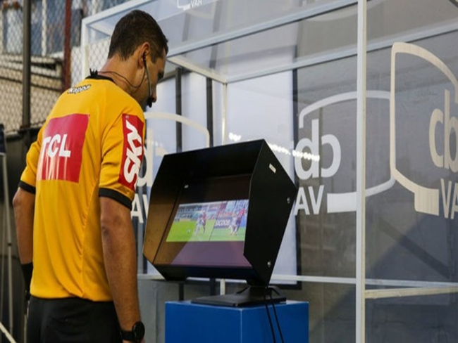 CONFIANÇA: Maioria dos internautas se diz a favor do uso do VAR nas partidas de futebol   Rondoniaovivo.com