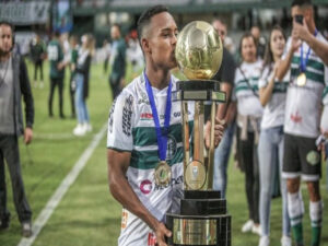 Destaque do Brasileirão, Igor Paixão é anunciado por clube europeu