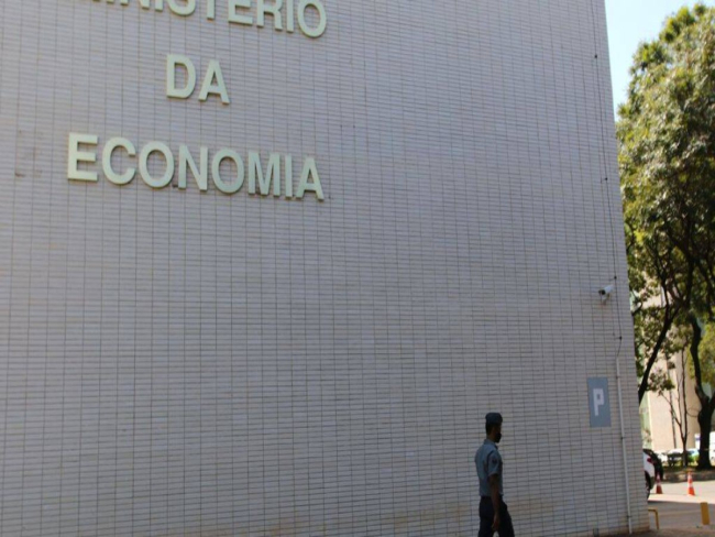 Economia já fala em manter Auxílio Brasil de R$ 600 em 2023