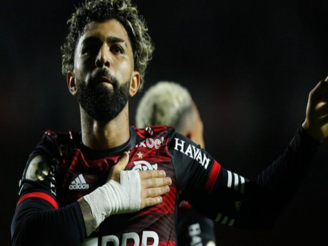 Gabigol cumpre previsão de Dorival Júnior e chega em alta para jogo decisivo do Flamengo na Libertadores