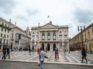 Lisboa. BE questiona festa aprovada por vereador durante estado de alerta
