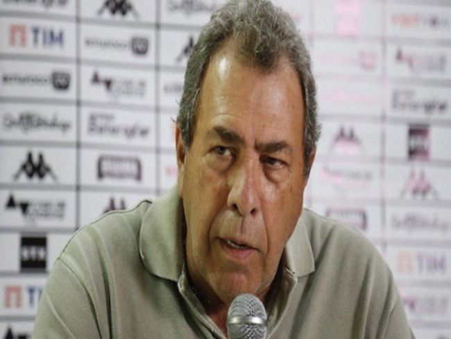 Montenegro elogia SAF do Botafogo, mas destaca: ‘Acho que com esse dinheiro eu contrataria melhor’