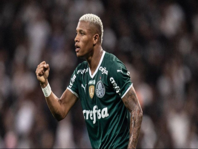 Palmeiras rechaça saída de Danilo, que alimenta