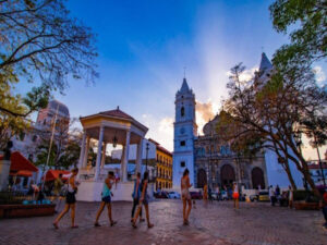 Panamá investe na reativação do turismo e mira no Brasil