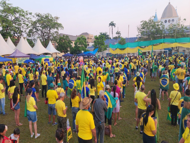 ANTIDEMOCRÁTICOS: Justiça nega indenização a bolsonarista em foto no quartel em RO   Rondoniaovivo.com