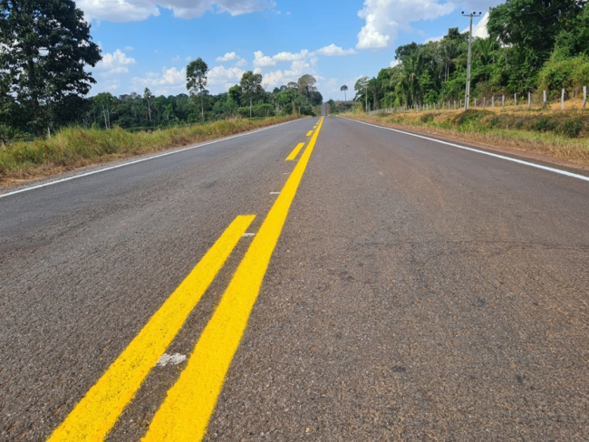 CASTANHEIRAS: Deputado agradece ao DER pela implantação da sinalização horizontal na RO 267   Rondoniaovivo.com