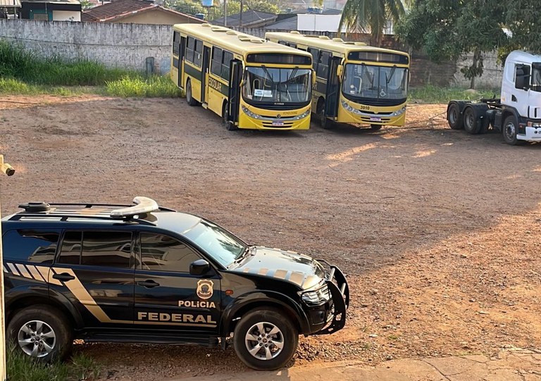 PF realiza operação contra fraude em licitação de transporte escolar