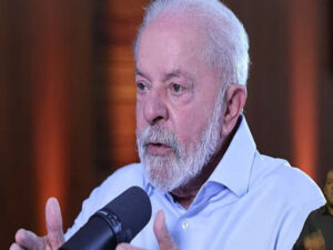 Lula confirma cirurgia: