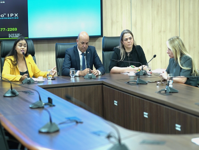 TAISSA SOUSA: Deputada relata caso de idosos em situação de abandono   Rondoniaovivo.com