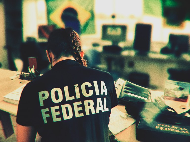PF deflagra a Operação Náufrago II em combate ao tráfico de drogas e à lavagem de dinheiro