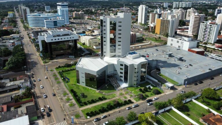 Assembleia informa suspensão parcial das atividades