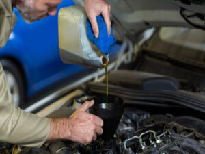 O óleo do meu carro estraga se não for utilizado?