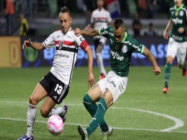 Palmeiras supera São Paulo nos hinos mais tocados do Brasil