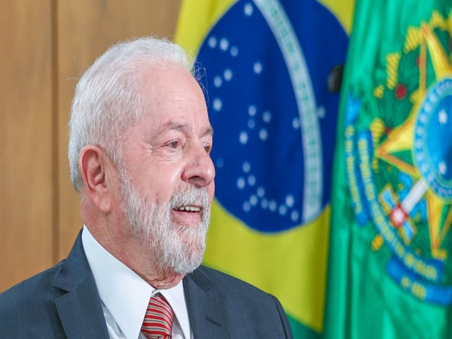Presidente Lula embarca para África nesta terça
