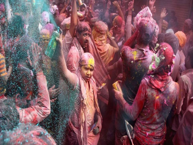 Festival Holi: entenda a celebração da primavera que acontece na Índia