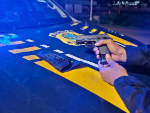 PRF prende homem por receptação e porte ilegal de arma de fogo em Porto Velho/RO — Polícia Rodoviária Federal