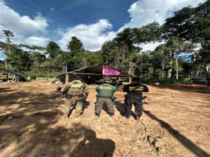 PF e IBAMA combatem o garimpo ilegal em terras indígenas na divisa entre Rondônia e Mato Grosso — Polícia Federal