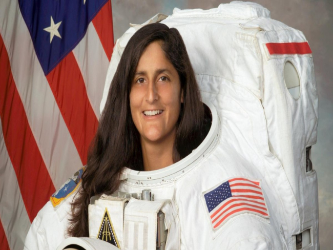Astronauta entra para Guinness com mais de 62 horas fora da ISS