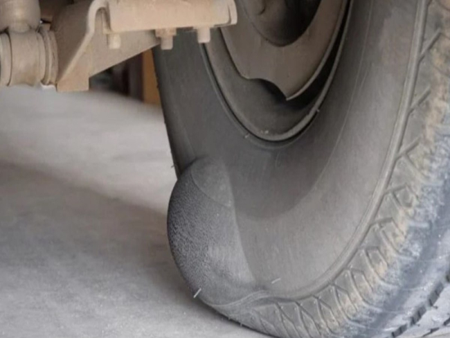 Bolha no pneu: o que é, causas, riscos e quando trocar