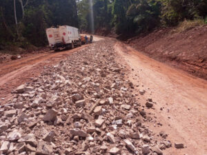 Estradas, Transportes, Serviços Públicos   Rodovia 383 na região Zona da Mata recebe manutenção estratégica e reforça escoamento agrícola no estado   Governo do Estado de Rondônia     		Governo do Estado de Rondônia