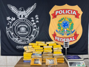 PF prende indivíduo transportando 40 kg de drogas em caminhão — Polícia Federal