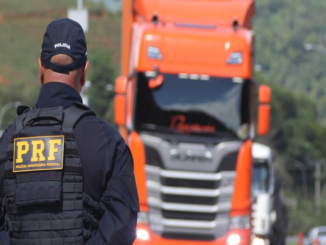 PRF em Rondônia prende homem em flagrante por uso de documento falso — Polícia Rodoviária Federal