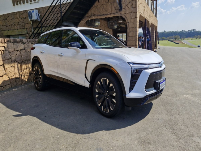 Chevrolet convoca Blazer EV para recall por falha em freio