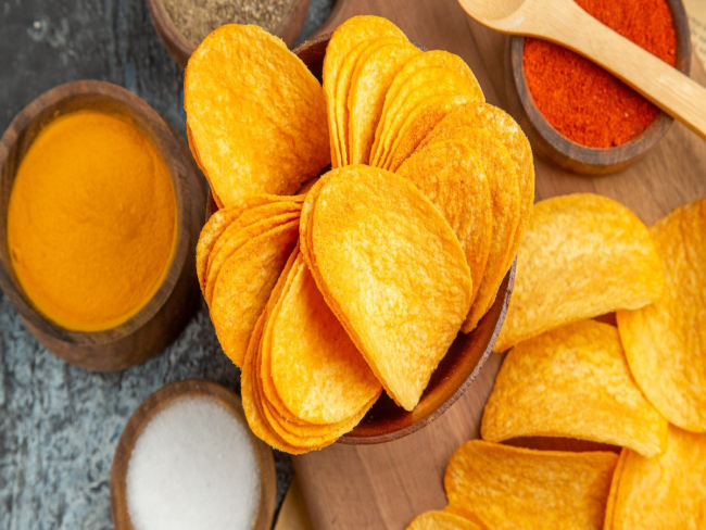 Evite industrializados: chips de batata assados para o show da Madonna