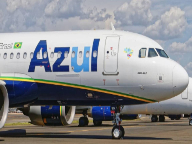 Risco regulatório cai e ações da Azul e GOL sobem sem fusão