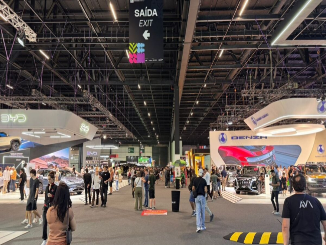 Coalizão chinesa domina o Salão e expõe virada no setor