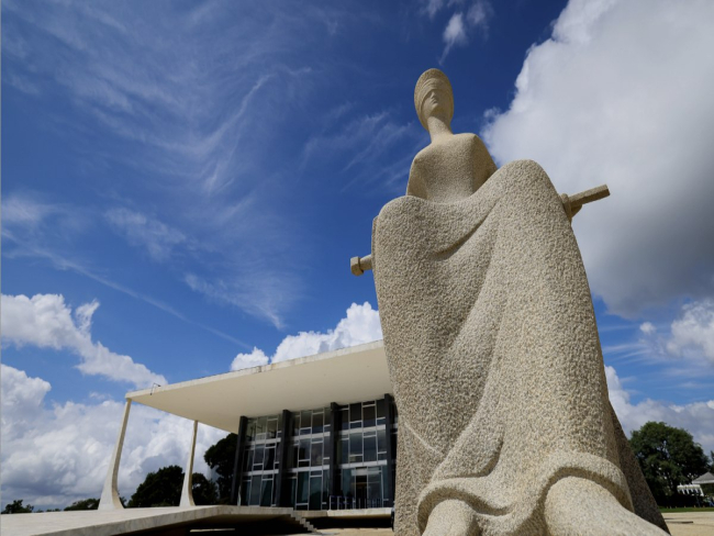 STF abre sessão para validar decisões sobre Bolsonaro