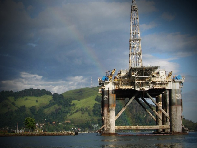 Biocombustíveis perdem espaço para petróleo e energia solar