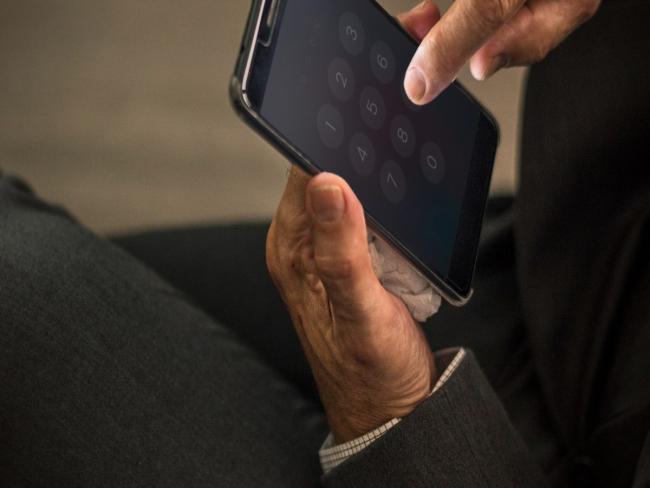 Como mudar a senha da tela de bloqueio do smartphone