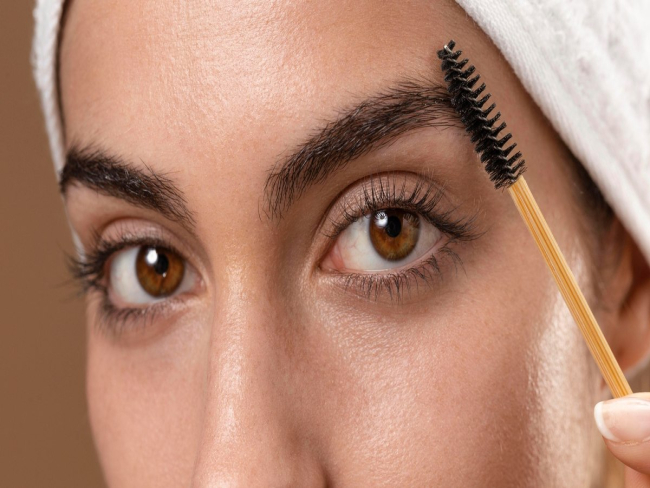 Transplante de sobrancelhas: entenda como redesenhar os fios