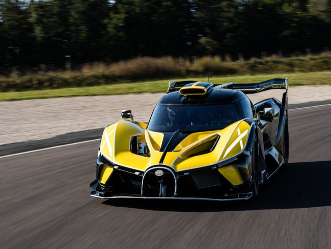 Último dos 40 Bugatti Bolide marca adeus ao motor W16